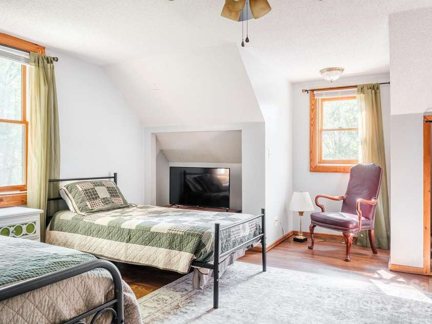 2266 Sugar Mountain Road, Newland, NC 28657.  MLS# CAR4270431, YatesRealty ID 19362. 