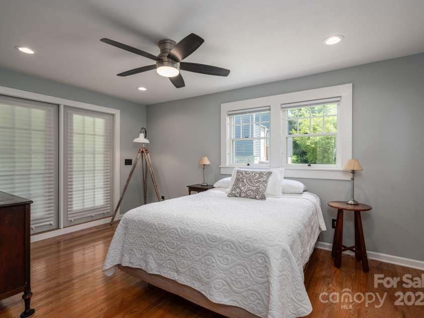 409 Grove Street, Lincolnton, NC 28092.  MLS# CAR4264134, YatesRealty ID 19364. Primary Suite