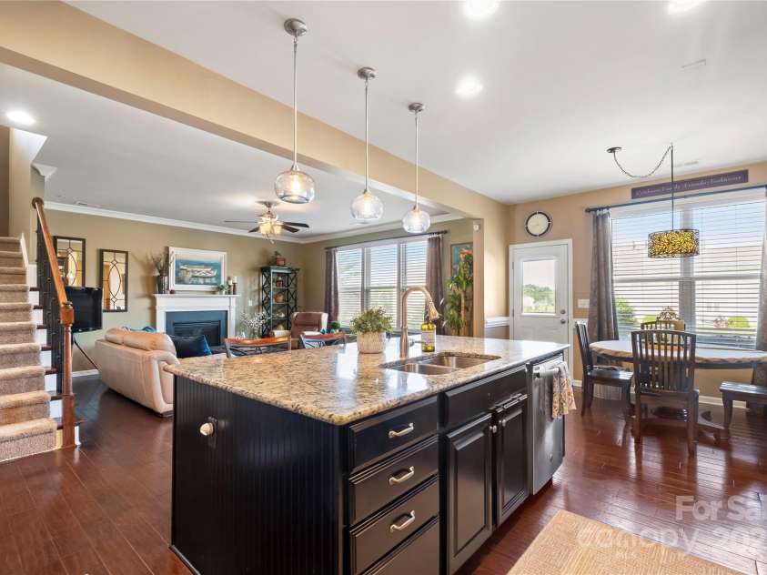 7216 Old Valley Way, Harrisburg, NC 28075.  MLS# CAR4252162, YatesRealty ID 19367. 