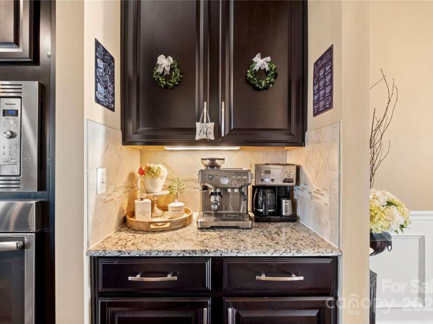 7216 Old Valley Way, Harrisburg, NC 28075.  MLS# CAR4252162, YatesRealty ID 19367. 
