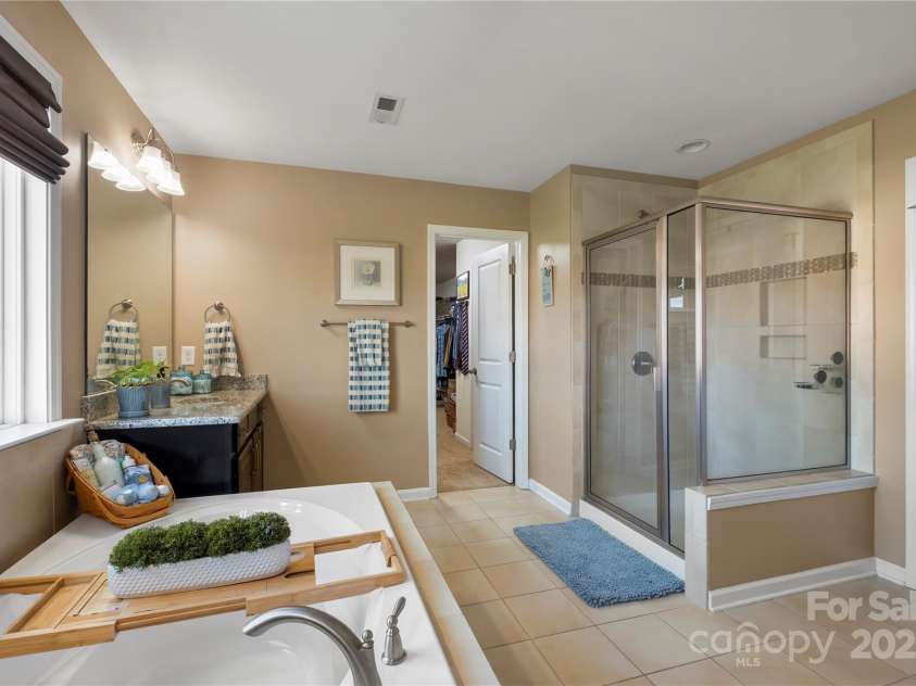 7216 Old Valley Way, Harrisburg, NC 28075.  MLS# CAR4252162, YatesRealty ID 19367. 