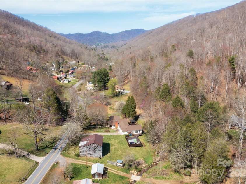 492 Paint Fork Road, Barnardsville, NC 28709.  MLS# CAR4239346, YatesRealty ID 19369. Aerial View