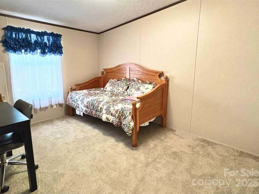 3512 Meldonna Drive, Maiden, NC 28650.  MLS# CAR4313064, YatesRealty ID 1937. 