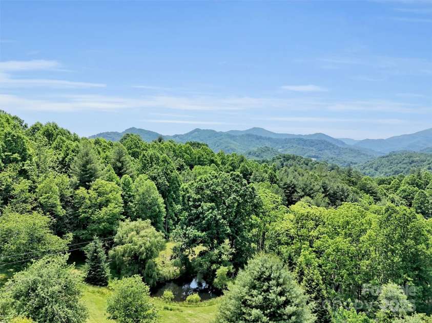 1592 Piney Hill Road, Burnsville, NC 28714.  MLS# CAR4269661, YatesRealty ID 19371. 