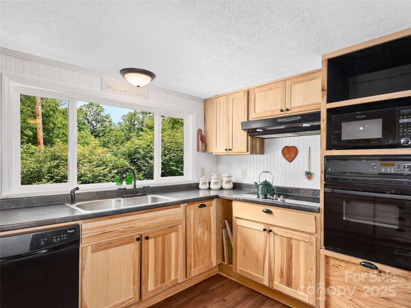 185 Indian Springs Road, Clyde, NC 28721.  MLS# CAR4269829, YatesRealty ID 19374. 