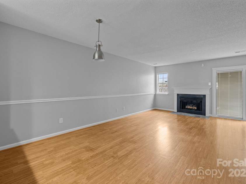 7707 Petrea Lane, Charlotte, NC 28227.  MLS# CAR4237205, YatesRealty ID 19375. 