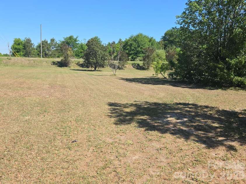 32331 Hwy 9 Highway, Pageland, SC 29728.  MLS# CAR4371079, YatesRealty ID 19377. Front yard view