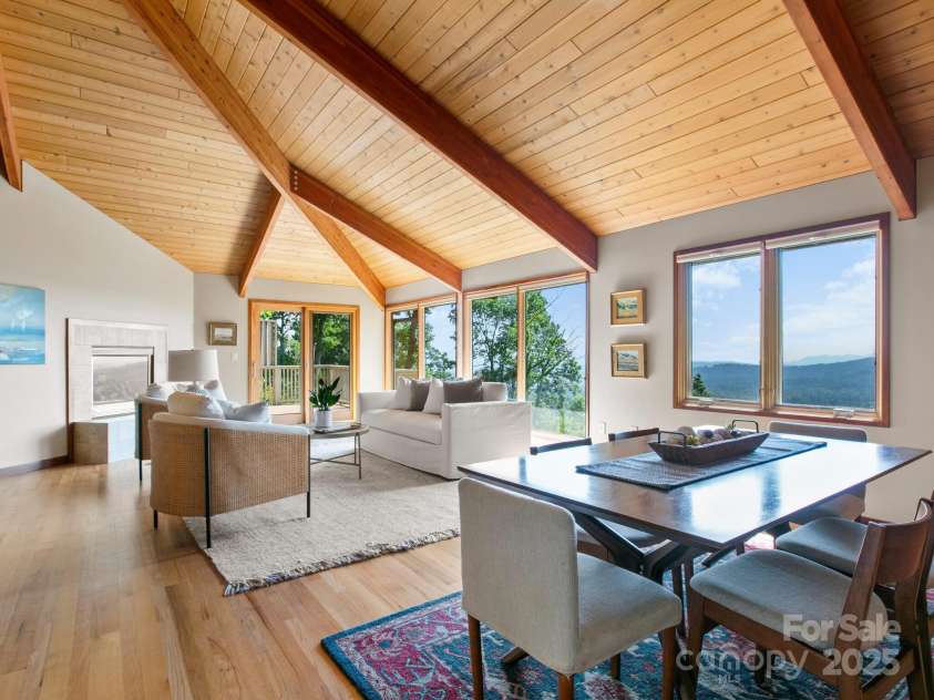 705 Overlook Drive, Flat Rock, NC 28731.  MLS# CAR4238498, YatesRealty ID 19377. 