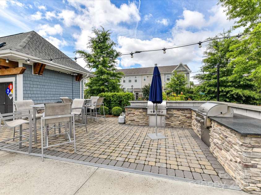 1132 Whitby Moore Street, Charlotte, NC 28273.  MLS# CAR4268789, YatesRealty ID 19378. Community Grilling Area