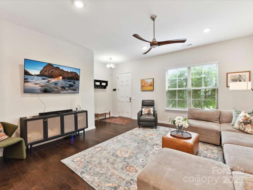 1132 Whitby Moore Street, Charlotte, NC 28273.  MLS# CAR4268789, YatesRealty ID 19378. Family Room & main entry