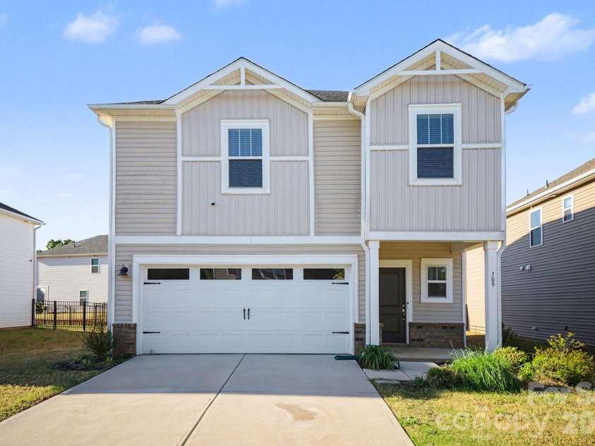 309 Olympia Way, York, SC 29745.  MLS# CAR4372927, YatesRealty ID 19378. 