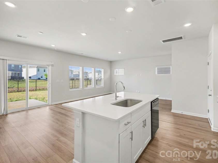 309 Olympia Way, York, SC 29745.  MLS# CAR4372927, YatesRealty ID 19378. 