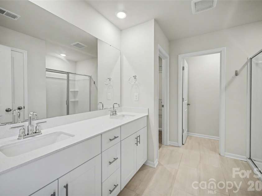 309 Olympia Way, York, SC 29745.  MLS# CAR4372927, YatesRealty ID 19378. 