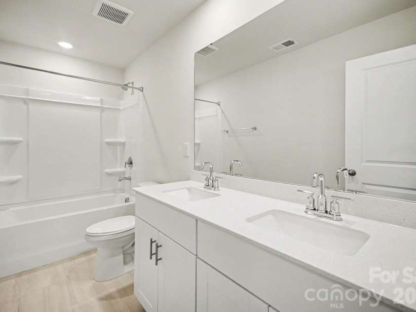 309 Olympia Way, York, SC 29745.  MLS# CAR4372927, YatesRealty ID 19378. 