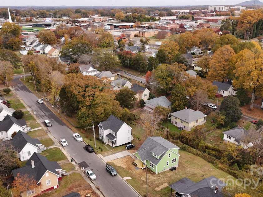 316 Hill Street, Gastonia, NC 28052.  MLS# CAR4321083, YatesRealty ID 1938. 