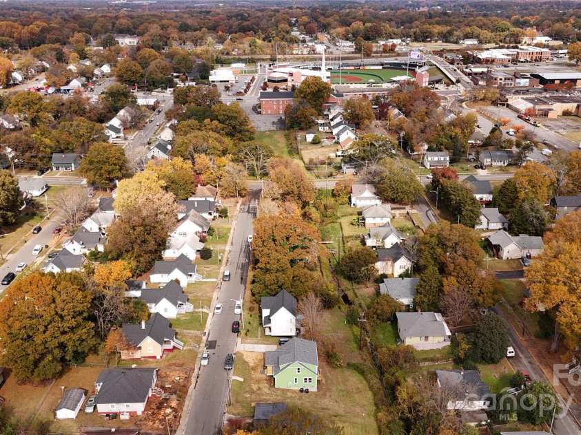 316 Hill Street, Gastonia, NC 28052.  MLS# CAR4321083, YatesRealty ID 1938. 