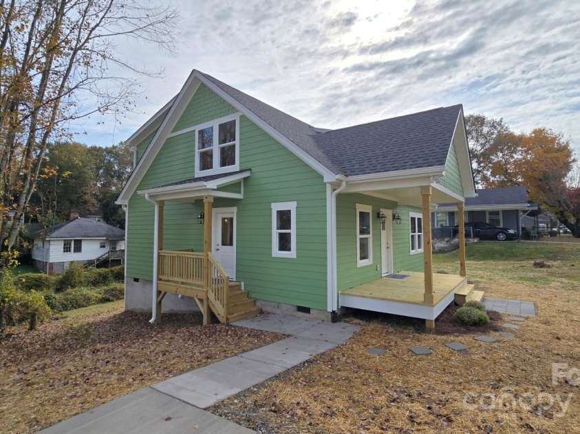 316 Hill Street, Gastonia, NC 28052.  MLS# CAR4321083, YatesRealty ID 1938. Exterior Side