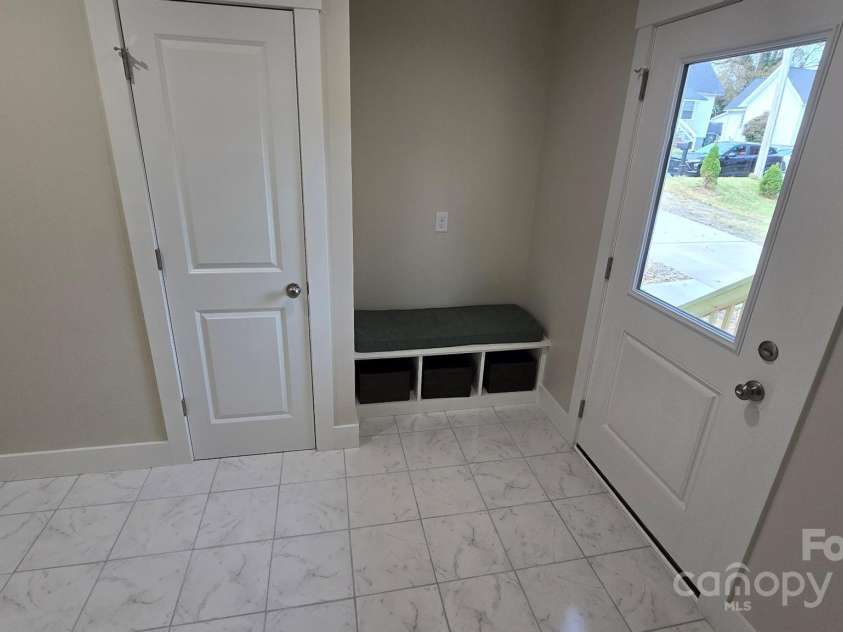 316 Hill Street, Gastonia, NC 28052.  MLS# CAR4321083, YatesRealty ID 1938. Laundry/Mudroom