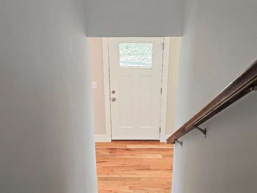 316 Hill Street, Gastonia, NC 28052.  MLS# CAR4321083, YatesRealty ID 1938. Stairway