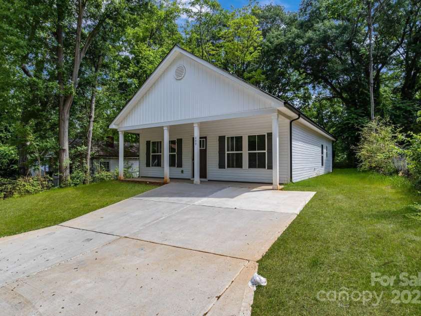 408 Boyd Street, Gastonia, NC 28052.  MLS# CAR4215221, YatesRealty ID 19380. 