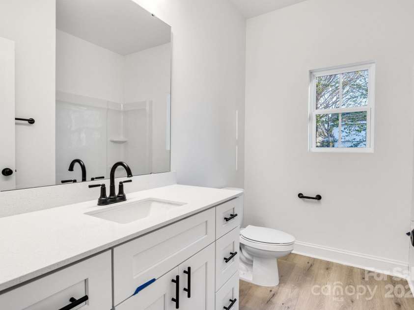 408 Boyd Street, Gastonia, NC 28052.  MLS# CAR4215221, YatesRealty ID 19380. Primary Bath