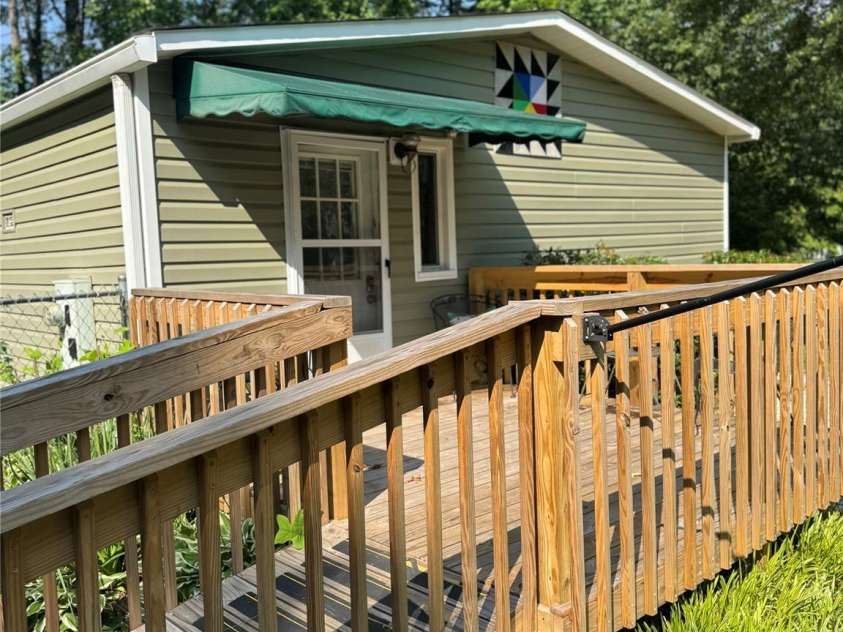 5029 NC 10 Hwy Road, Catawba, NC 28609.  MLS# CAR4245131, YatesRealty ID 19382. 
