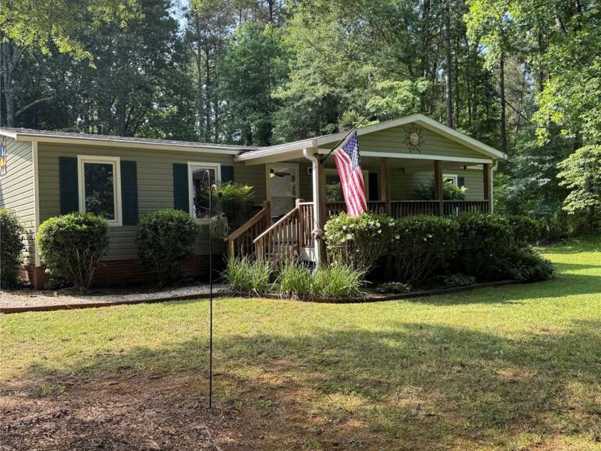 5029 NC 10 Hwy Road, Catawba, NC 28609.  MLS# CAR4245131, YatesRealty ID 19382. 