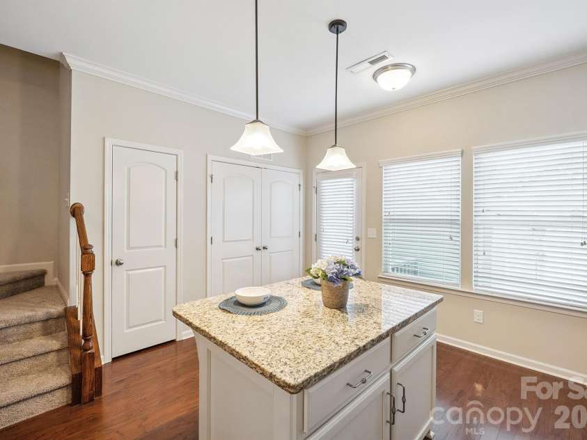11612 Galashiels Drive, Huntersville, NC 28078.  MLS# CAR4376286, YatesRealty ID 19383. 