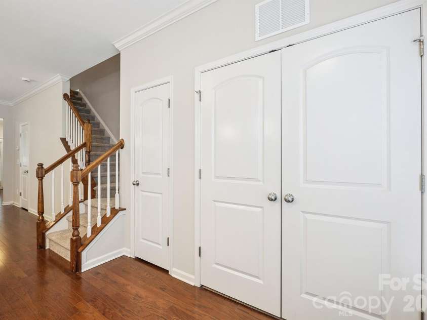11612 Galashiels Drive, Huntersville, NC 28078.  MLS# CAR4376286, YatesRealty ID 19383. 