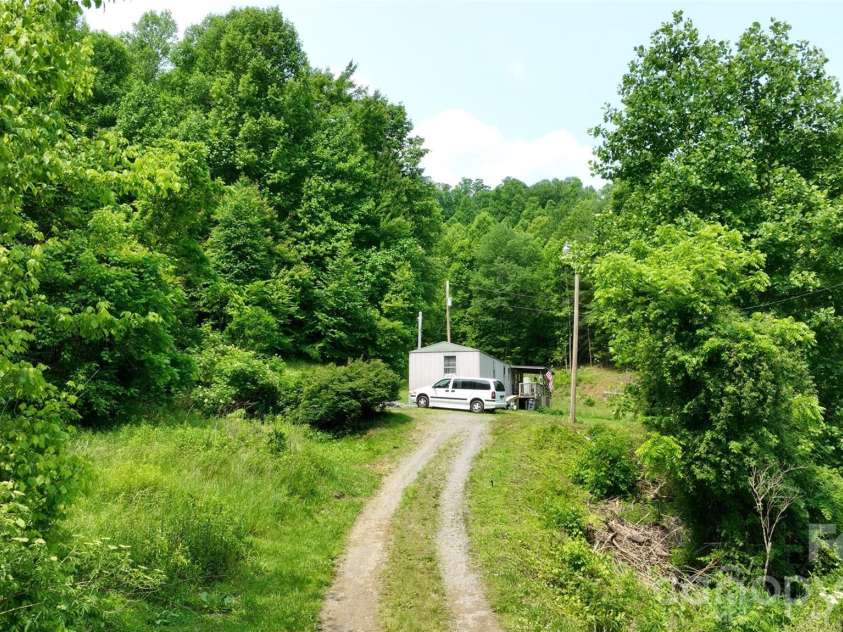 320 Board Tree Road, Marshall, NC 28753.  MLS# CAR4266213, YatesRealty ID 19383. 