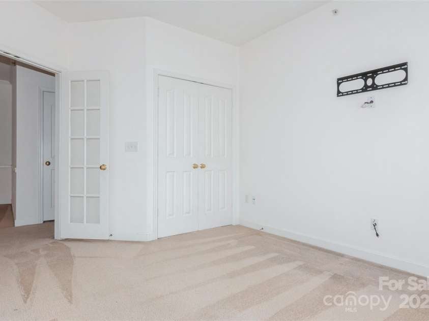 11863 Ridgeway Park Drive, Charlotte, NC 28277.  MLS# CAR4263808, YatesRealty ID 19384. 