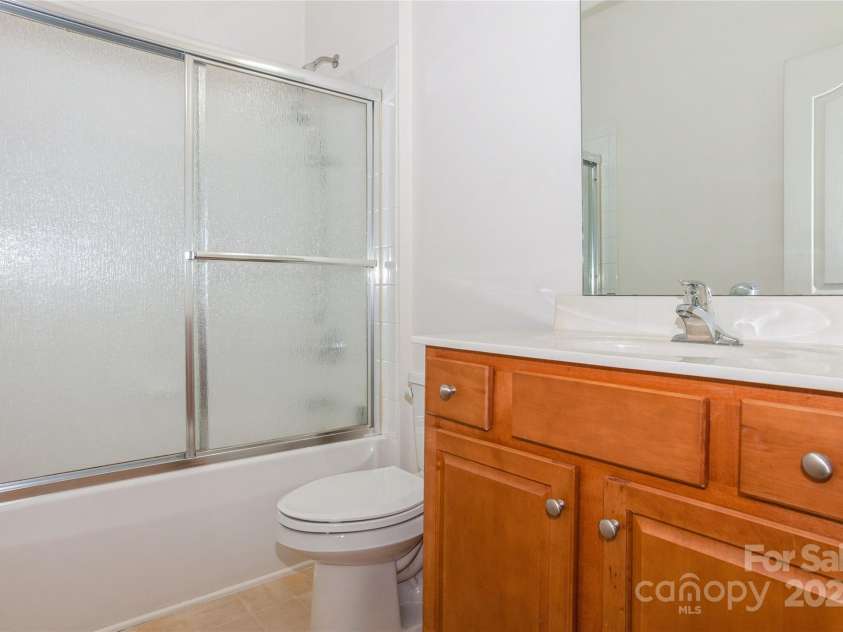 11863 Ridgeway Park Drive, Charlotte, NC 28277.  MLS# CAR4263808, YatesRealty ID 19384. 