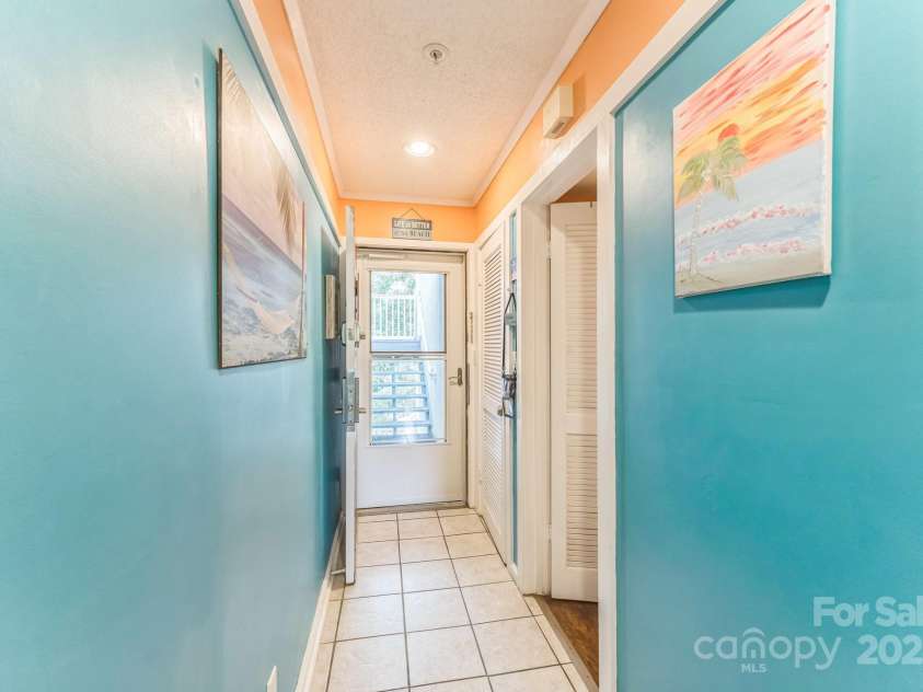 415 Ocean Creek Drive, Myrtle Beach, SC 29572.  MLS# CAR4251684, YatesRealty ID 19385. 