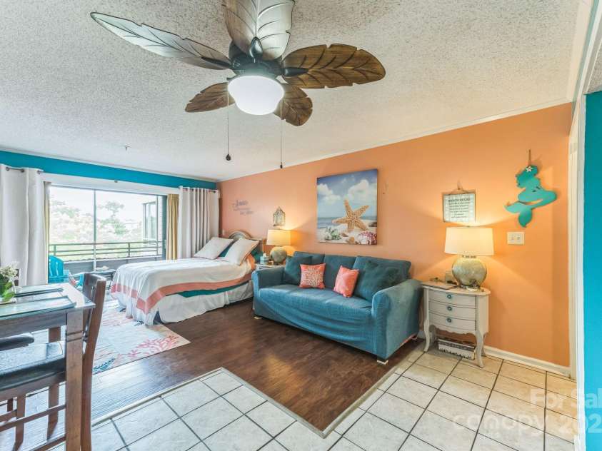 415 Ocean Creek Drive, Myrtle Beach, SC 29572.  MLS# CAR4251684, YatesRealty ID 19385. 
