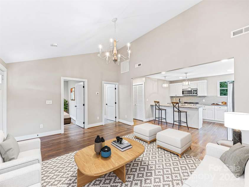 162 Courtland Place, Asheville, NC 28801.  MLS# CAR4261167, YatesRealty ID 19387. Incredible renovations