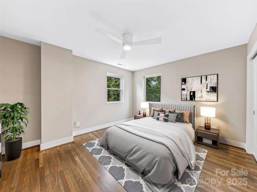 162 Courtland Place, Asheville, NC 28801.  MLS# CAR4261167, YatesRealty ID 19387. Lower Level Primary Bedroom