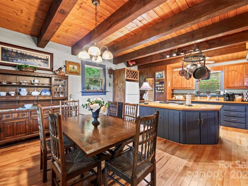 260 Smoky View Drive, Bryson City, NC 28713.  MLS# CAR4265054, YatesRealty ID 19388. 
