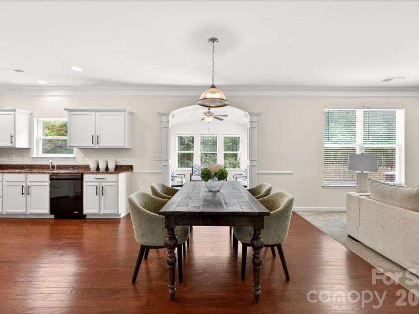 16106 Long Talon Way, Charlotte, NC 28278.  MLS# CAR4352599, YatesRealty ID 19389. 