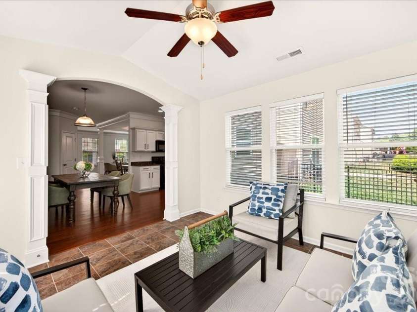 16106 Long Talon Way, Charlotte, NC 28278.  MLS# CAR4352599, YatesRealty ID 19389. 