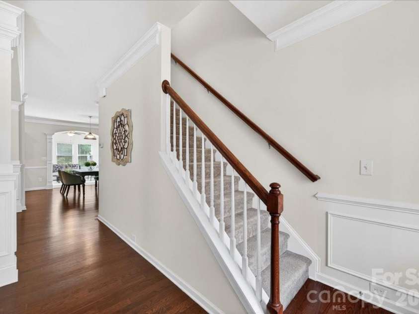 16106 Long Talon Way, Charlotte, NC 28278.  MLS# CAR4352599, YatesRealty ID 19389. 