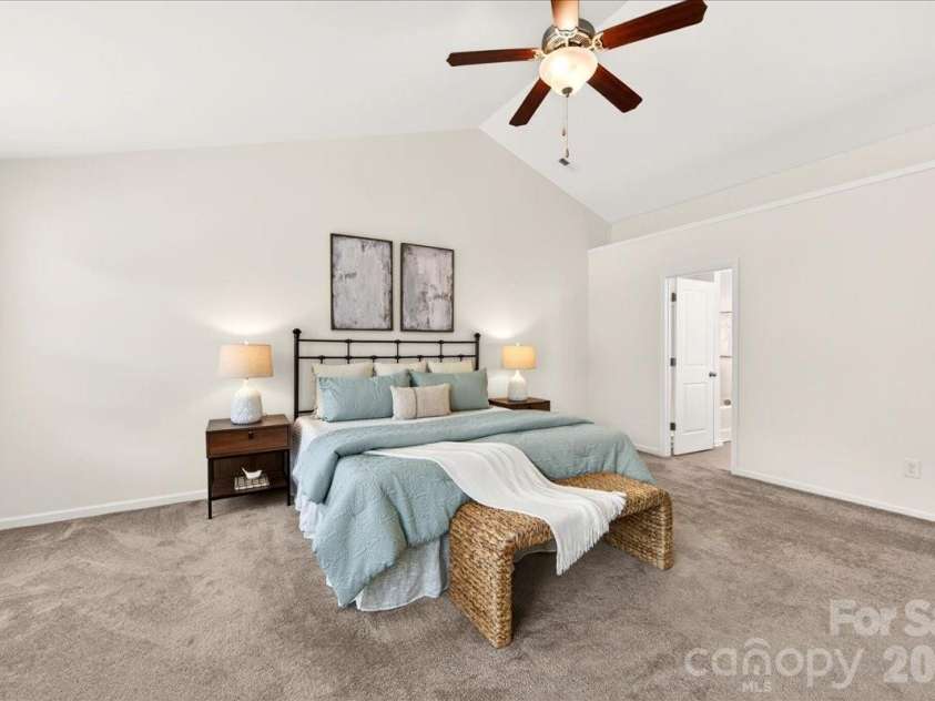 16106 Long Talon Way, Charlotte, NC 28278.  MLS# CAR4352599, YatesRealty ID 19389. 