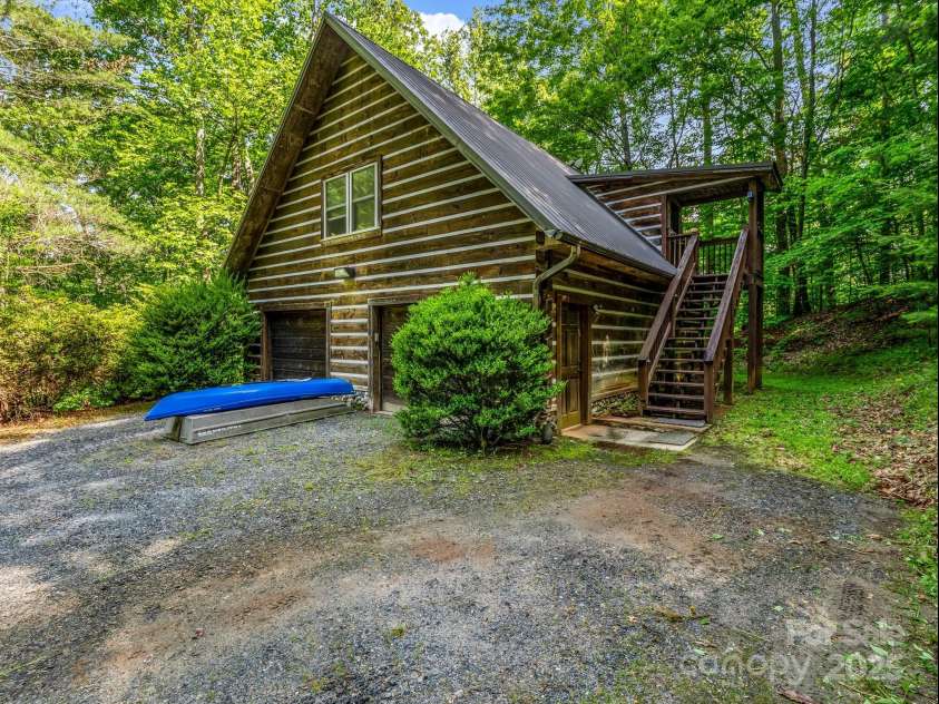 980 Mountain Forest Drive, Union Mills, NC 28167.  MLS# CAR4249010, YatesRealty ID 19389. 