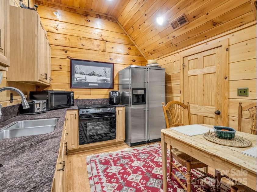 980 Mountain Forest Drive, Union Mills, NC 28167.  MLS# CAR4249010, YatesRealty ID 19389. 