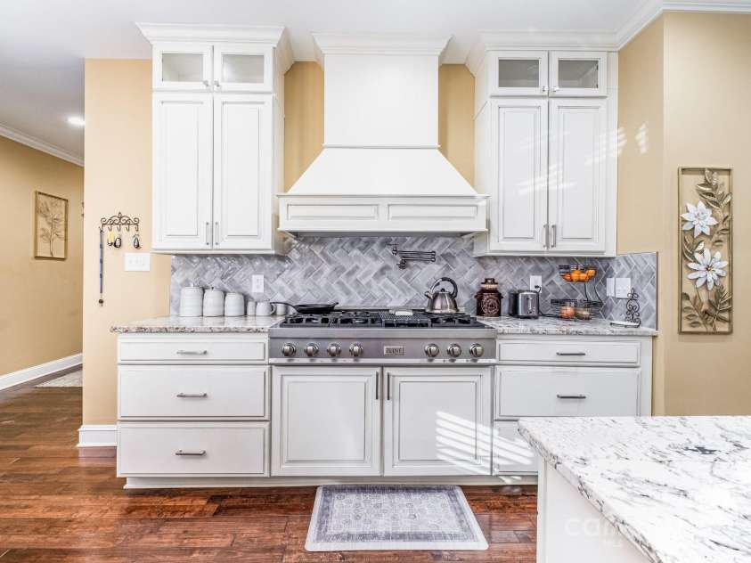 139 Trillium Drive, Statesville, NC 28625.  MLS# CAR4321888, YatesRealty ID 1939. 