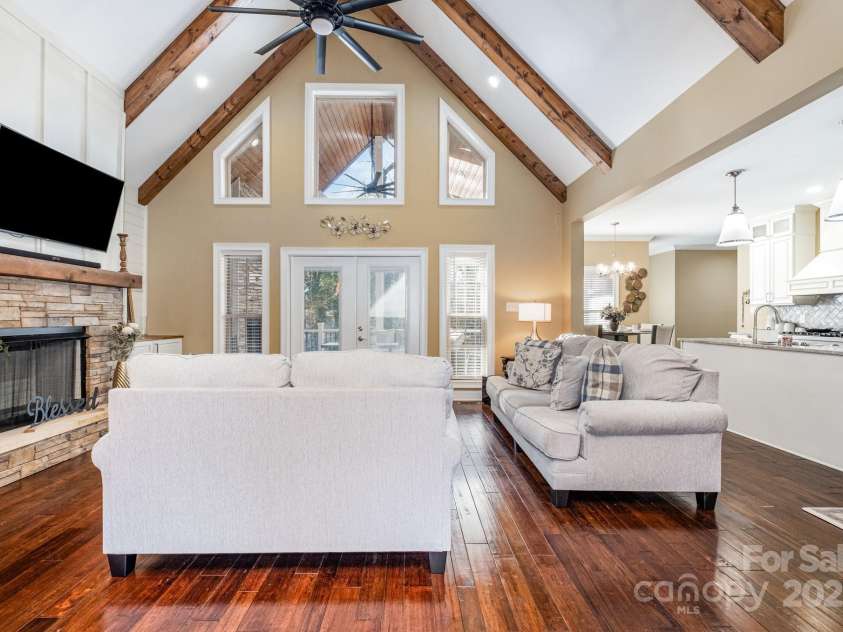 139 Trillium Drive, Statesville, NC 28625.  MLS# CAR4321888, YatesRealty ID 1939. 