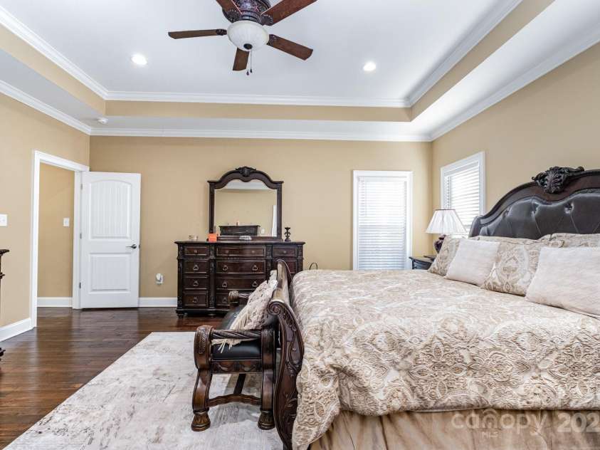 139 Trillium Drive, Statesville, NC 28625.  MLS# CAR4321888, YatesRealty ID 1939. 