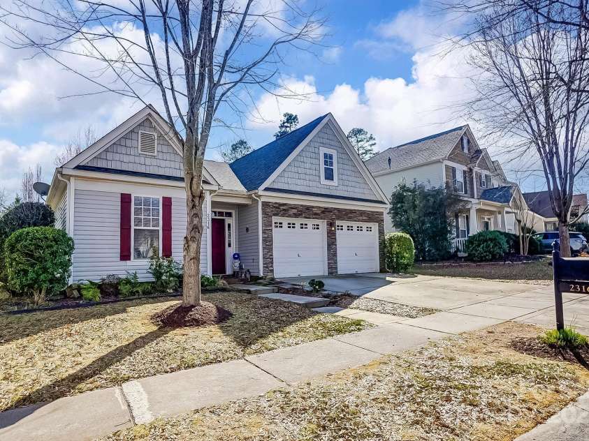 2316 Winding River Drive, Charlotte, NC 28214.  MLS# CAR4233275, YatesRealty ID 1939. 