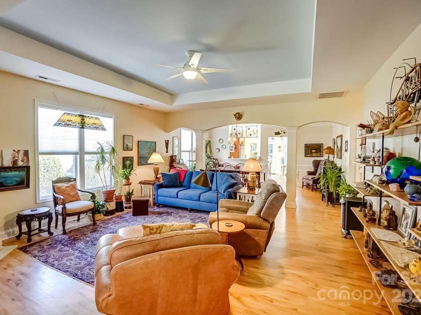 2316 Winding River Drive, Charlotte, NC 28214.  MLS# CAR4233275, YatesRealty ID 1939. 