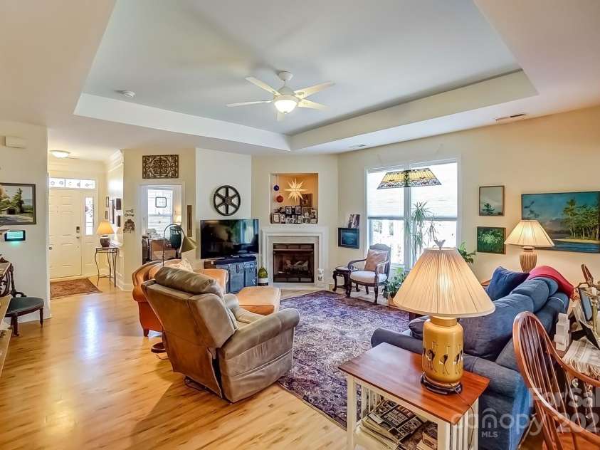 2316 Winding River Drive, Charlotte, NC 28214.  MLS# CAR4233275, YatesRealty ID 1939. 