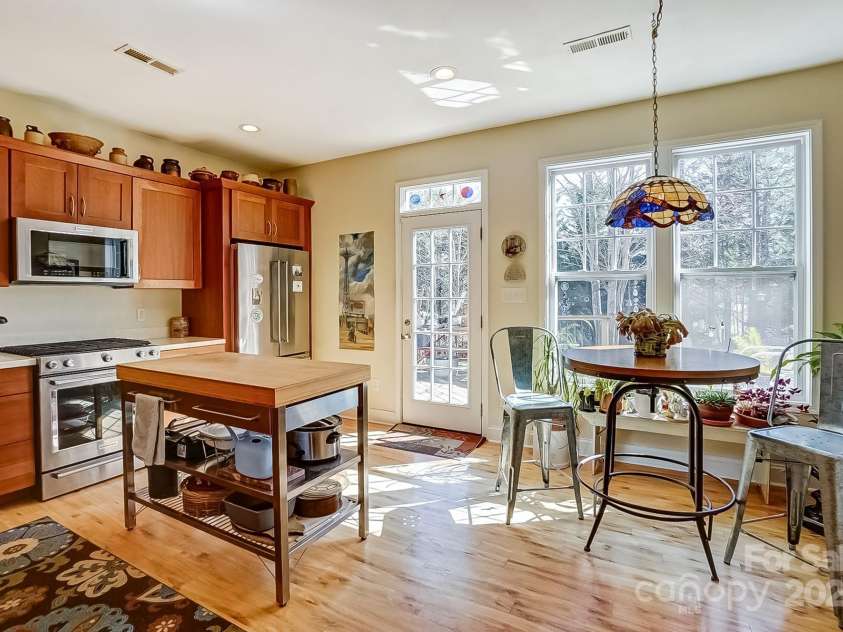 2316 Winding River Drive, Charlotte, NC 28214.  MLS# CAR4233275, YatesRealty ID 1939. 